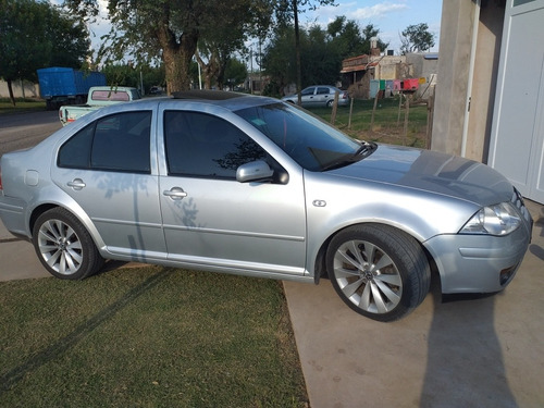 Volkswagen Bora 1.9 Trendline I 100cv 2011