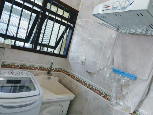 Casa Em Partenon Com 5 Dormitórios - Lu430140