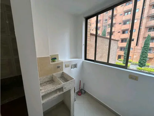 En Venta Apartamento En Laureles