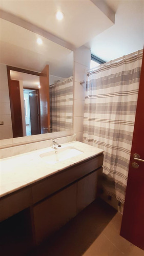 Departamento En Arriendo De 3 Dorm. En Las Condes