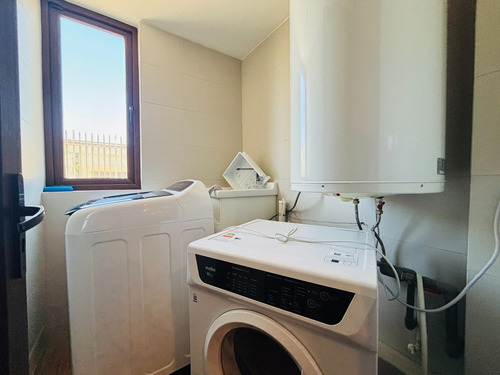 Se Vende 2 Dormitorios. 95m2. Playa La Boca. Estacionamiento