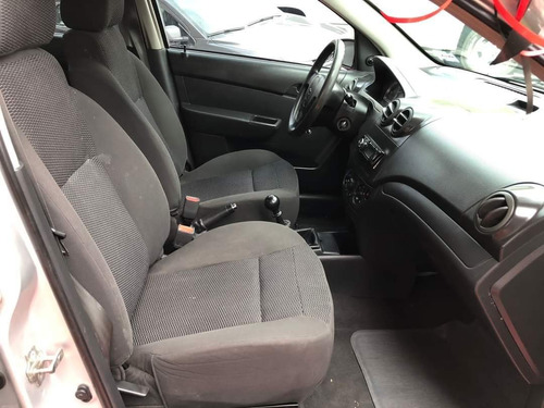 Imagen 8 de 8 de Chevrolet Aveo 2013 1.6 Ls Aa Mt