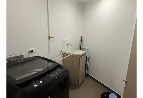 Venta De Apartaestudio En Altos Del Poblado.