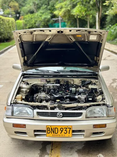 Mazda 323 1.3 Hs