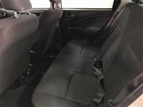 Imagem 5 de 11 de Toyota Etios Sd X