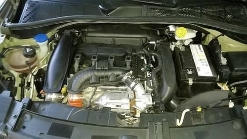 Citroën C4 Cactus 1.6 Shine 16v Thp Aut. 5p