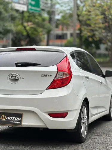Hyundai Accent 1.6l 5 p