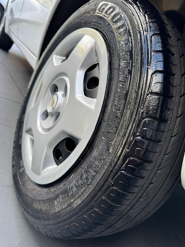 Chevrolet Corsa 1.8 Maxx Flex Power 5p