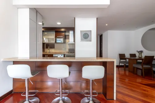 Apartamento En Venta En El Chicó. Cod V8308