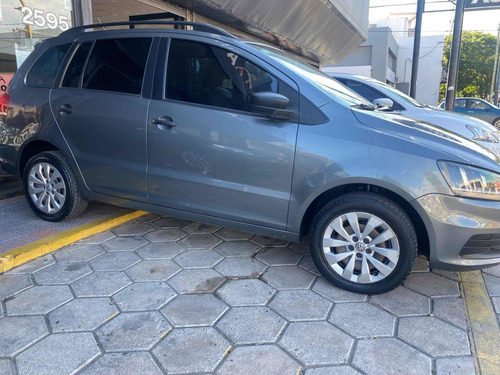 Imagen 6 de 13 de Volkswagen Suran 2015 1.6 Comfortline 101cv Ab