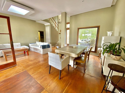 Imagen 4 de 30 de Increíble Casa - Barrio San Benito - Villanueva - Tigre - Vista A Laguna - 3 Dormitorios - Pileta