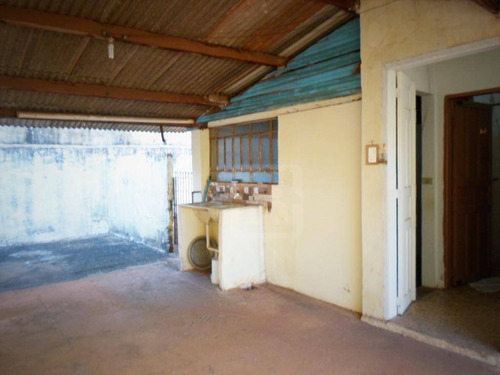 Casa Com 2 Dormitórios À Venda, 112 M² Por R$ 170.000,00 - Planalto - Araçatuba/sp - Ca0817