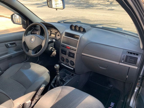 Fiat Strada Strada 1.8 MPI ADVENTURE LOCKER CD 16V FLEX 2P MANUAL