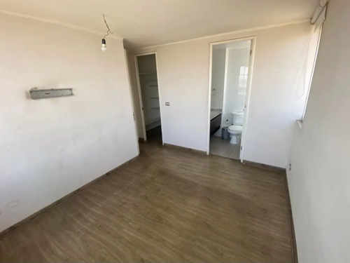 Amplio Depto En Arriendo 3d/2b Con Vista Despejada