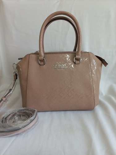 Bolsa Guess Nueva De $2690 A $2499