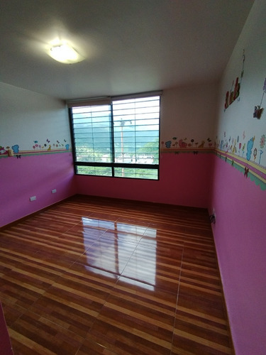 Venta De Apartamento En Conjunto Residencial Vista Real ,mampote Bv