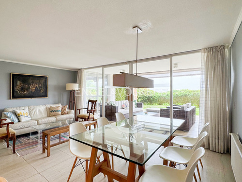 Venta Dpto. En Primer Piso Con Salida A Jardín