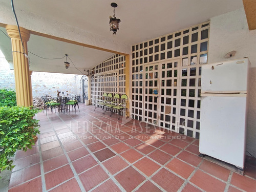 Imagen 12 de 14 de Ledezma Asesores Vende Casa-quinta, Cerca De La Av. Andrés Eloy Blanco, Ciudad Bolívar-venezuela