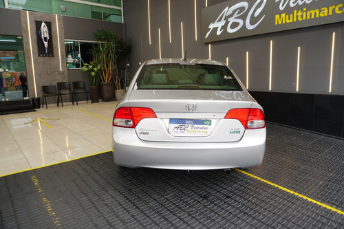 Honda Civic 1.8 LXS 16V FLEX 4P AUTOMÁTICO