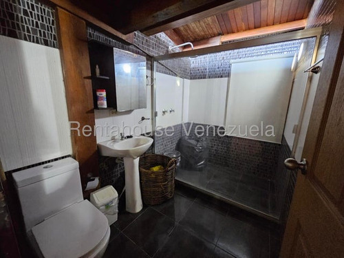 Casa En Venta Con Excelente Distribución Ubicada En El Marques 25-17855