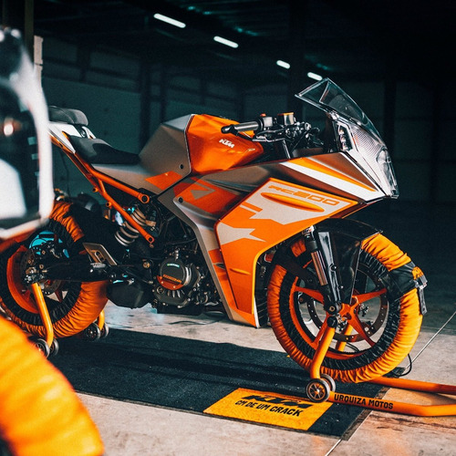 Imagen 12 de 16 de Ktm Rc 200 2023 Moto 0km Financiación A Tasa 0 Urquiza Motos