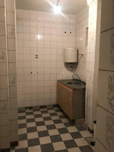 Imagen 10 de 13 de Amplio Dpto. 2 Ambientes A Refaccionar - Art-deco - Arq. Virasoro
