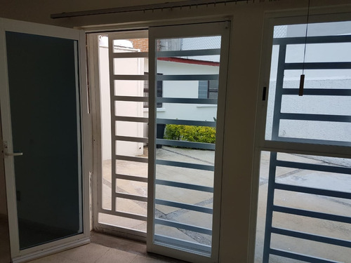 Imagen 2 de 20 de Quintas Martha Amplia Casa De Un Nivel En Privada Con Portón Eléctrico