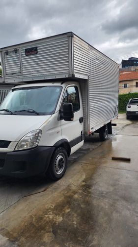 Iveco Daily City 30s13 Bau Aluminio 3,90m Com Maleiro