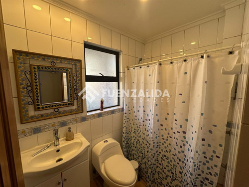 Casa En Arriendo De 7 Dorm. En Talagante