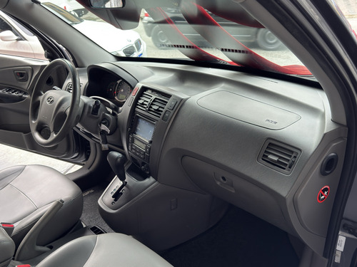 Hyundai Tucson 2.0 MPFI GLS 16V 143CV 2WD FLEX 4P AUTOMÁTICO