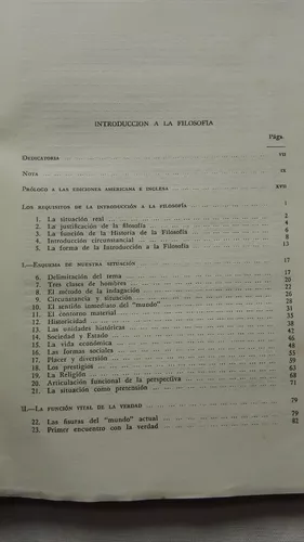 Diccionario de la Lengua Española. Real Academia Española. Edición 21. 1992.