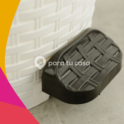 Imagen 4 de 5 de Cesto Tacho De Basura Plástico Simil Ratán Con Pedal 20 Lts.