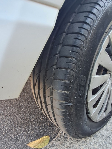 Imagem 4 de 7 de Renault