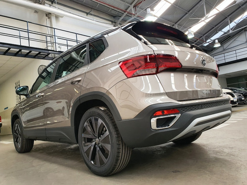 Imagen 6 de 25 de Volkswagen Taos Hero 0km My22 Dcolores