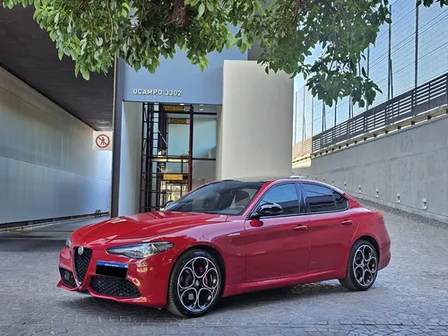 AlfaRomeoGiulia2.0280cvVeloce