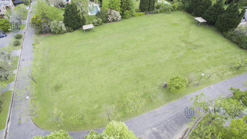 Lote De 1.965,00 M² En Venta En Martindale - Teresa Urdapilleta Propiedades
