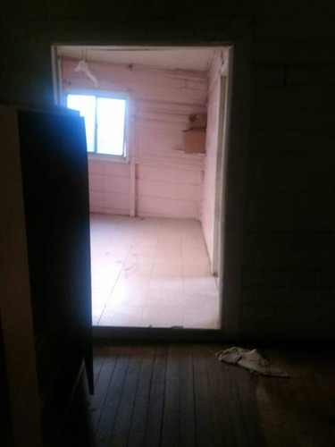 Olavarría Al 900 Típico Conventillo De Chapa Y Madera