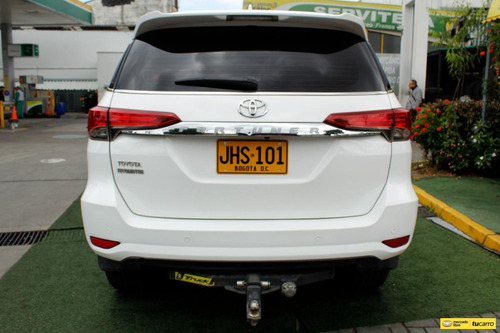 Toyota Fortuner 2.8l