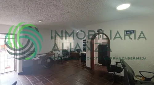 Casa En Venta En El Prado. Cod V61499
