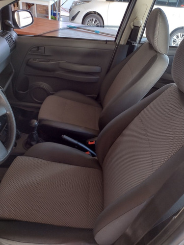 Volkswagen Fox 2007 1.6 Plus Total Flex 5p