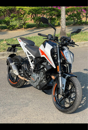 Ktm 390 2021