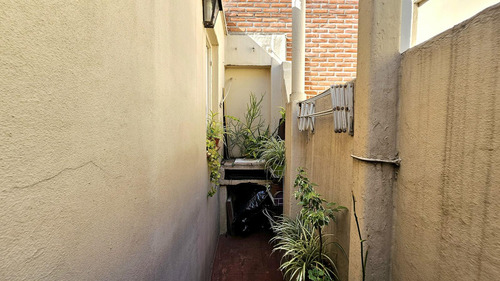 Hidalgo 200 - Departamento De 3 Ambientes En Buen Estado (por Escalera) - Caballito