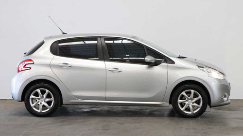Peugeot 208 1.5 Allure Touchscreen - 144230 - C