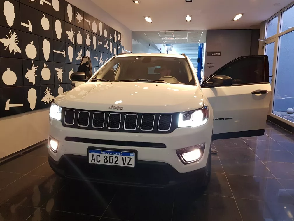 Jeep Compass 2.4 Sport