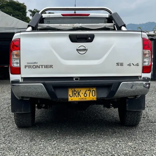 Nissan Frontier Se Mt 2.5cc Td 4x4 2021