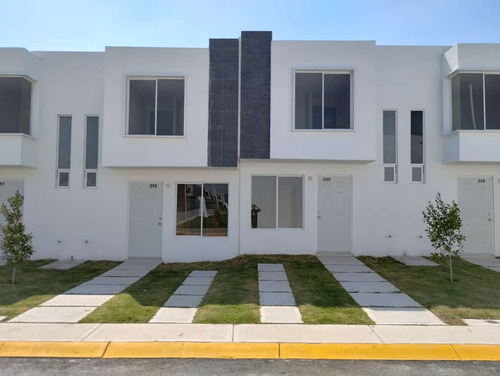 Casas De 3 Recamaras En Senderos Tecamac Desarollo Privado Con Acceso Controlado En Ojo De Agua Tecamac Edomex