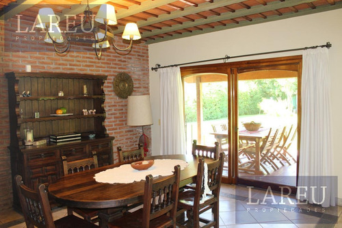 Imagen 8 de 30 de Venta Casa - Barrio Boulevares