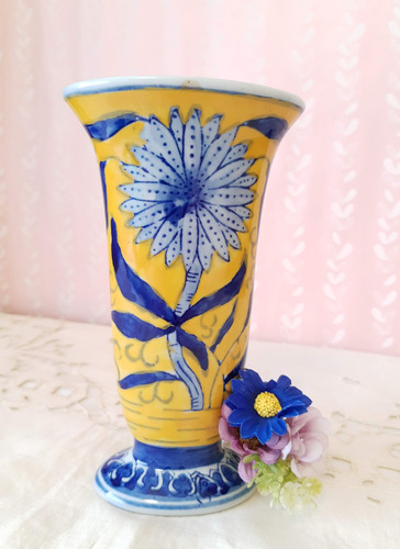 Florero Antiguo Ceramica Esmaltada Europea Yellow/blue