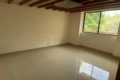 Casa En Arriendo/venta En Envigado. Cod A501213
