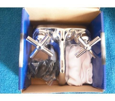 Llave Para Lavamanos Doble Metálica Griferia Belt-g Drop